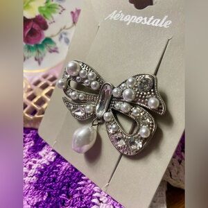 Aeropostale Bow Brooch Silver Tone With Faux Pearls & Rhinestones